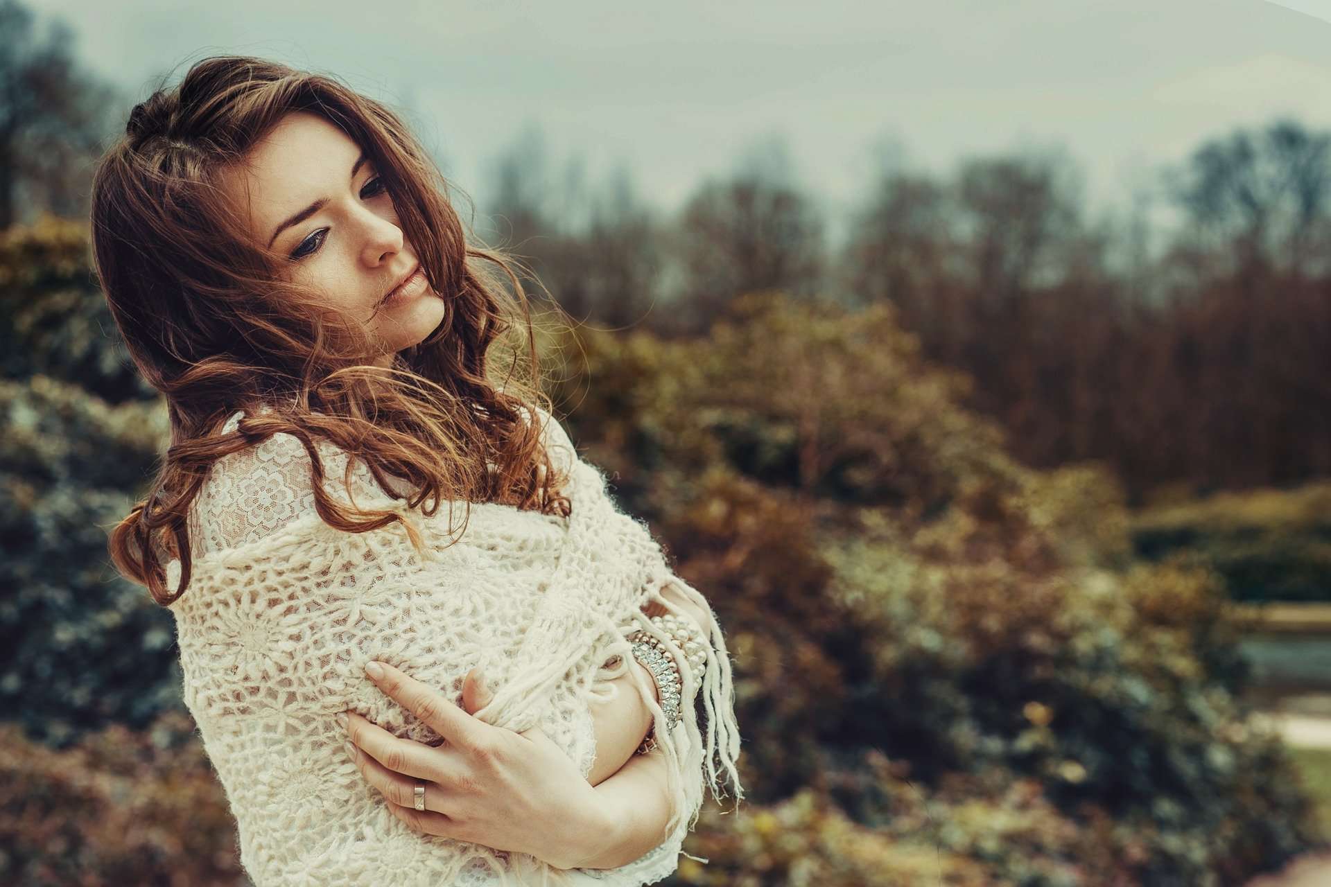 woman-enjoying-time-alone