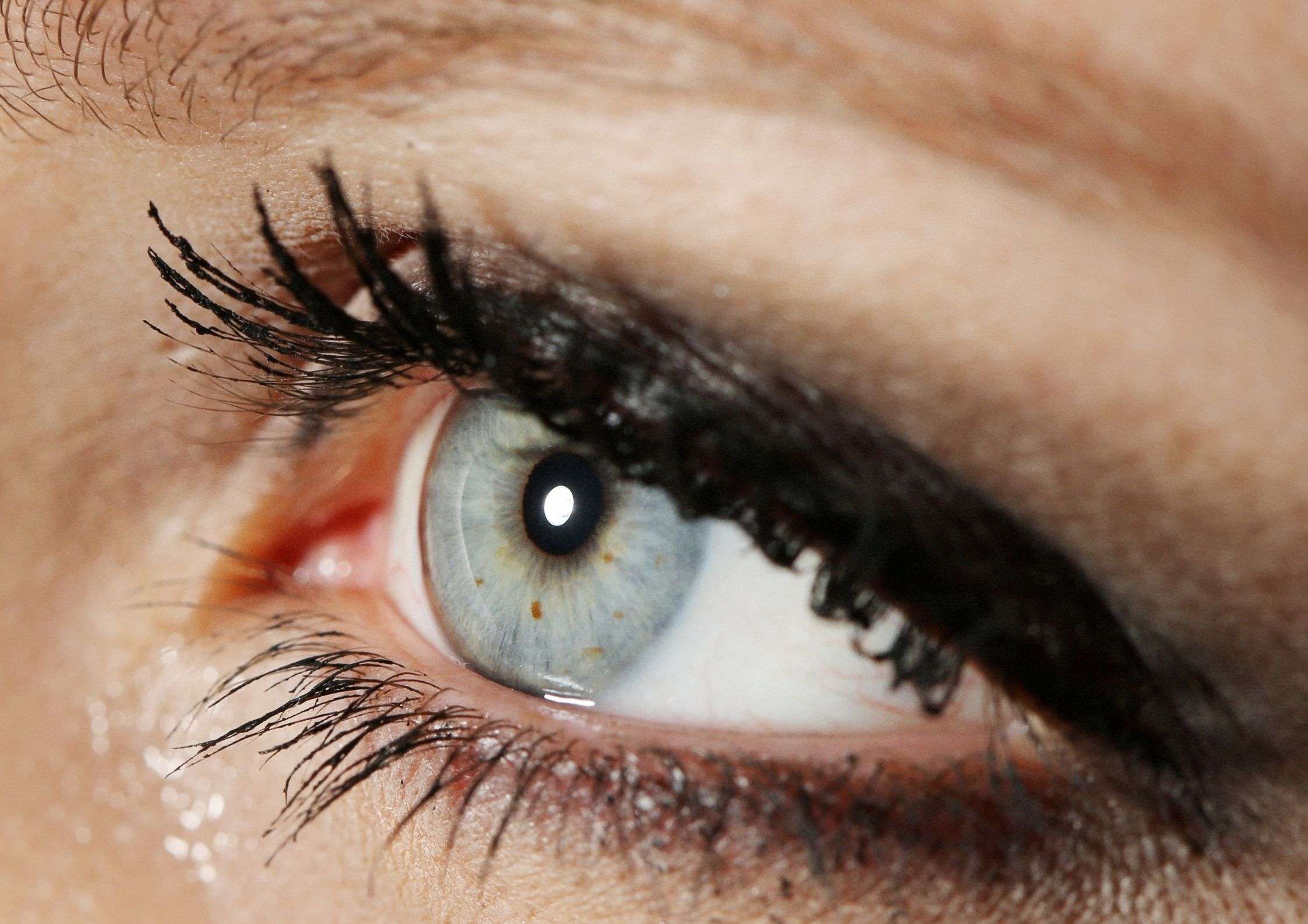 close-up-blue-eyes-crying