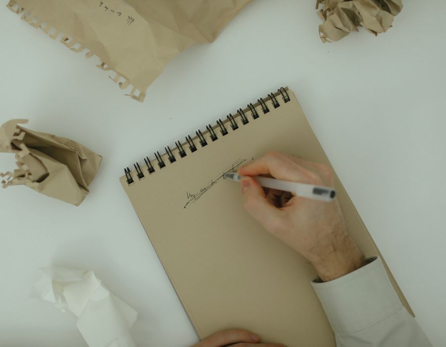 we-all-make-mistakes-blog-handwritten-note-crossed-out